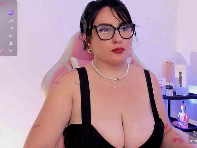 Kelly-Guzman webcam