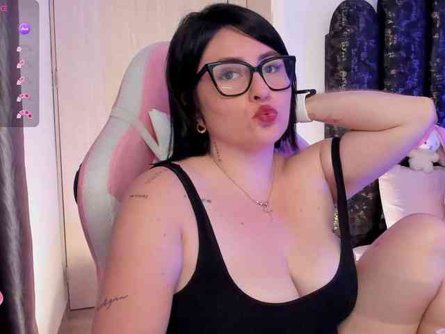 Kelly-Guzman webcam