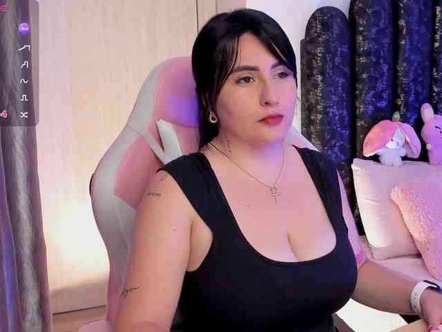 Kelly-Guzman webcam