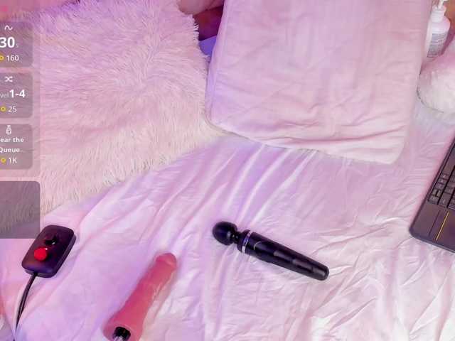 AlisseMiller's BongaCams show and profile