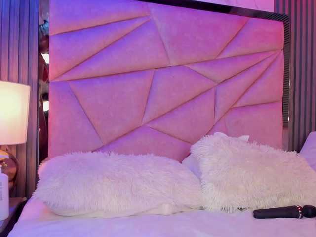 AlisseMiller's BongaCams show and profile