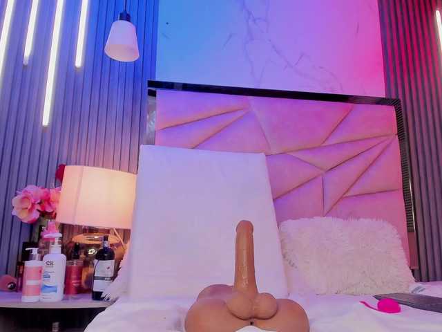 AlisseMiller's BongaCams show and profile