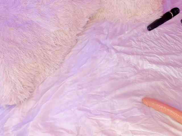 AlisseMiller AlisseMiller