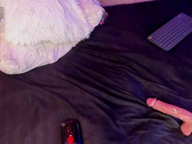 AlisseMiller webcam