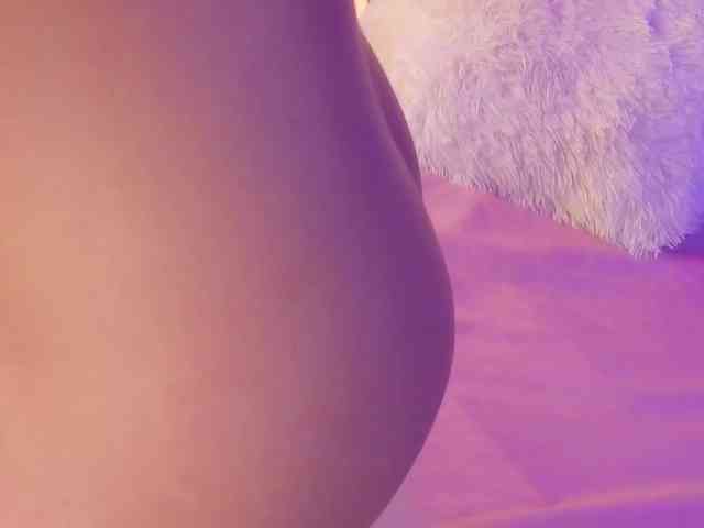 AlisseMiller webcam