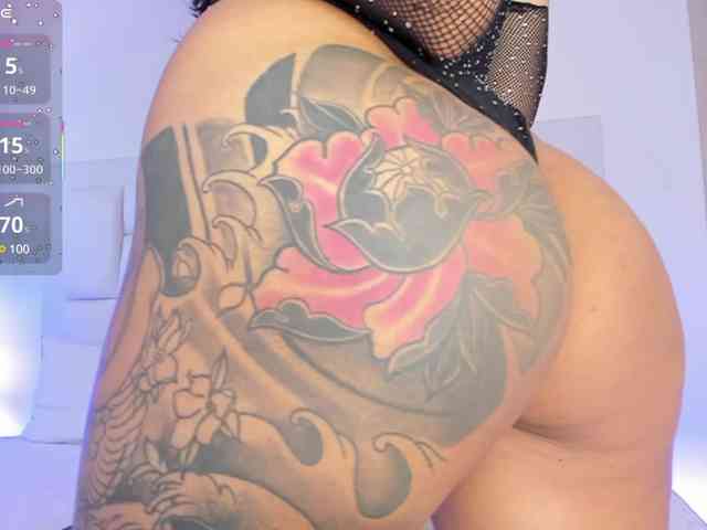 MAY-ZENNIN webcam
