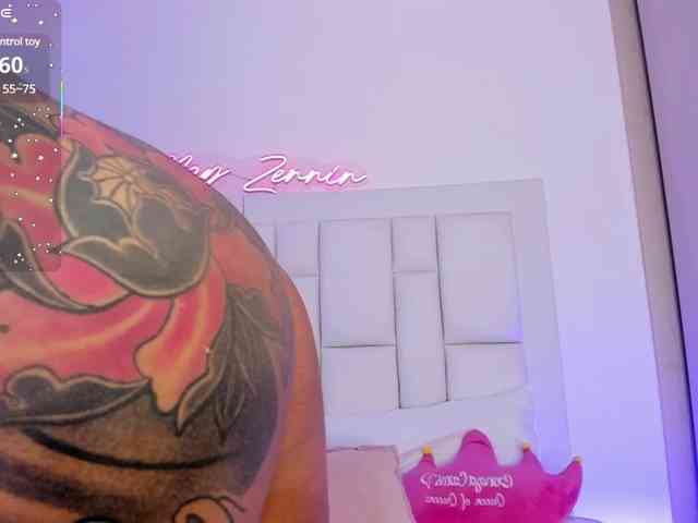 MAY-ZENNIN webcam