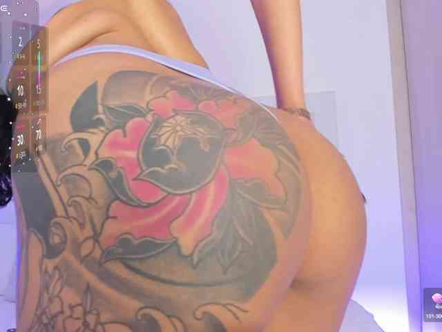 MAY-ZENNIN webcam