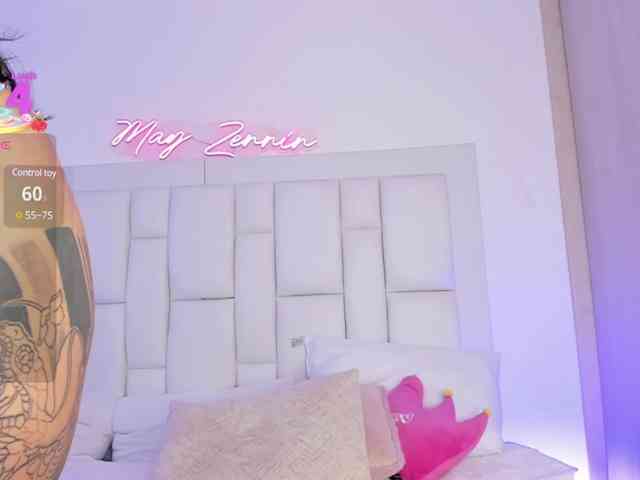 MAY-ZENNIN webcam