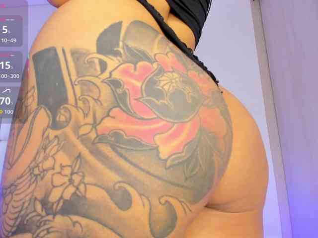 MAY-ZENNIN webcam