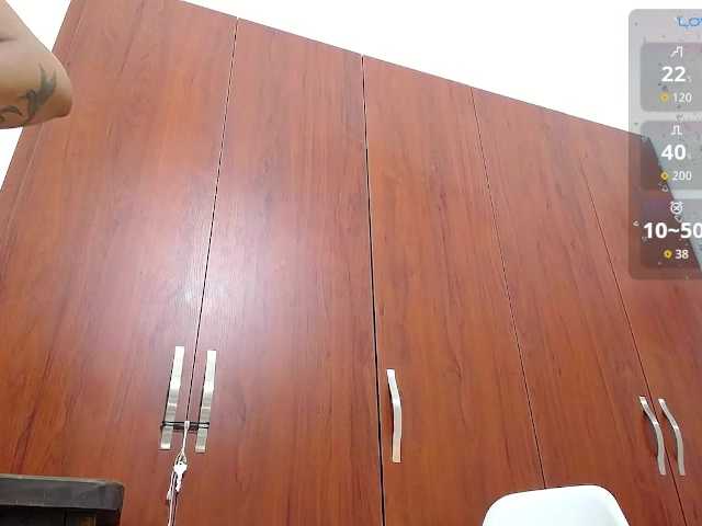  Horny-wife chat room