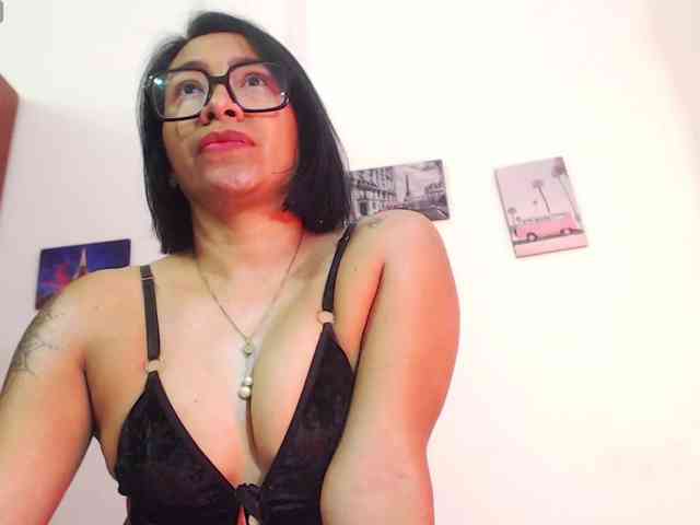 Horny-wife webcam