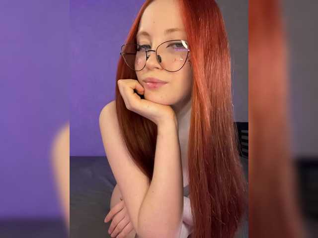 VII-VII-VII's BongaCams show and profile