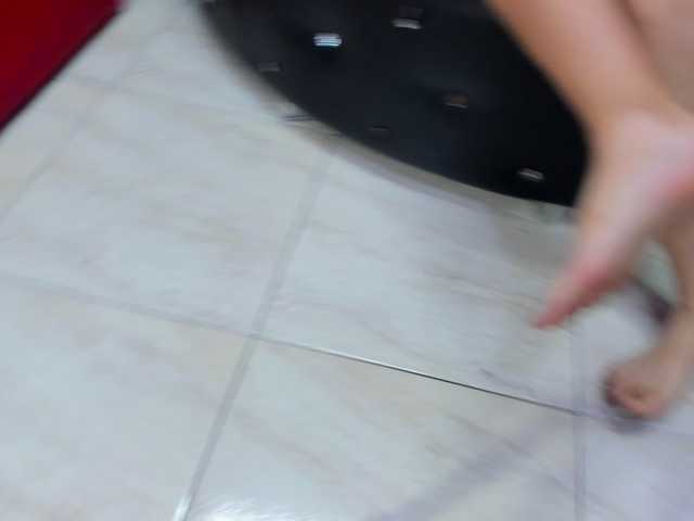 jessi-and-boy's BongaCams show and profile