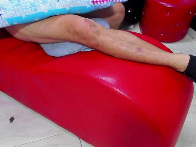 jessi-and-boy's BongaCams show and profile