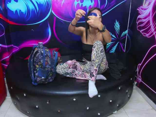 jessi_and_boy webcam