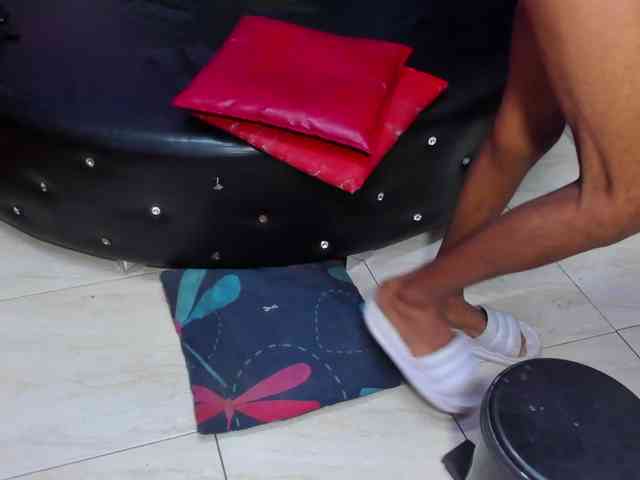 jessi-and-boy Live Webcam on BongaCams