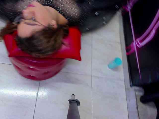 jessi_and_boy webcam