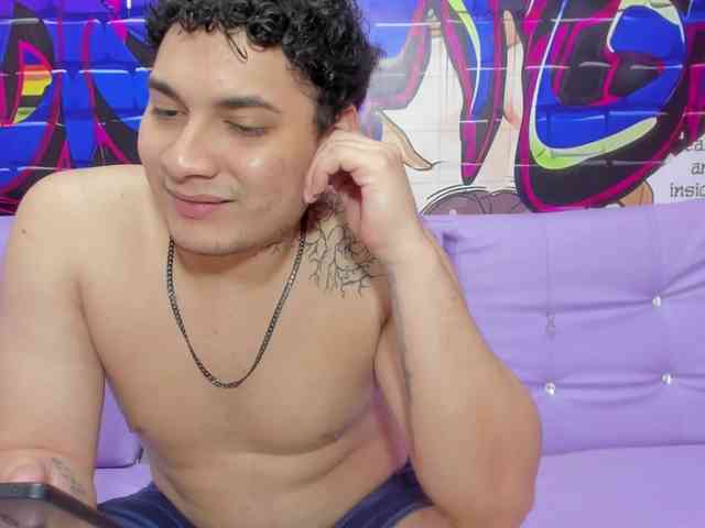 jessi_and_boy webcam
