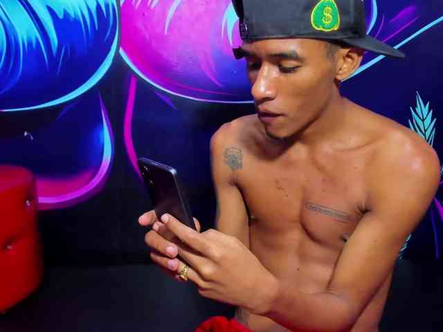 jessi_and_boy webcam