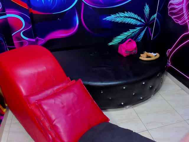 jessi_and_boy webcam