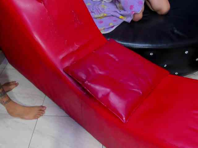 jessi_and_boy webcam