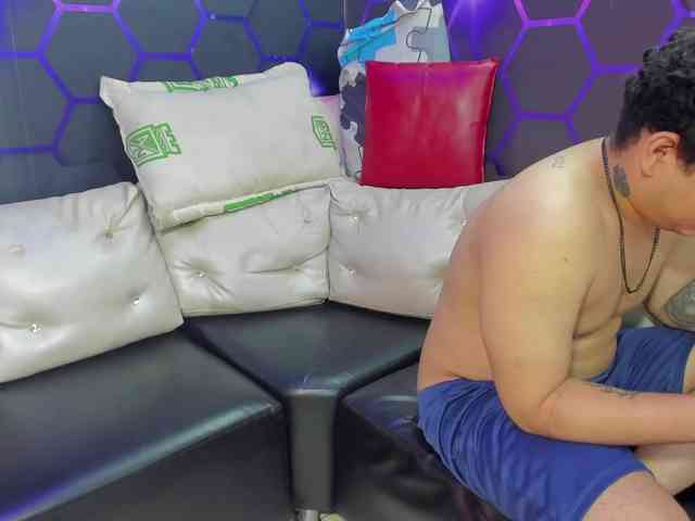 jessi_and_boy webcam