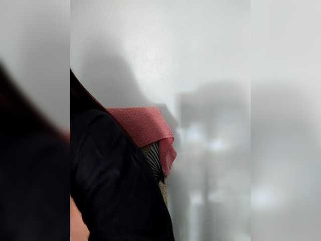 candicelovee's BongaCams show and profile