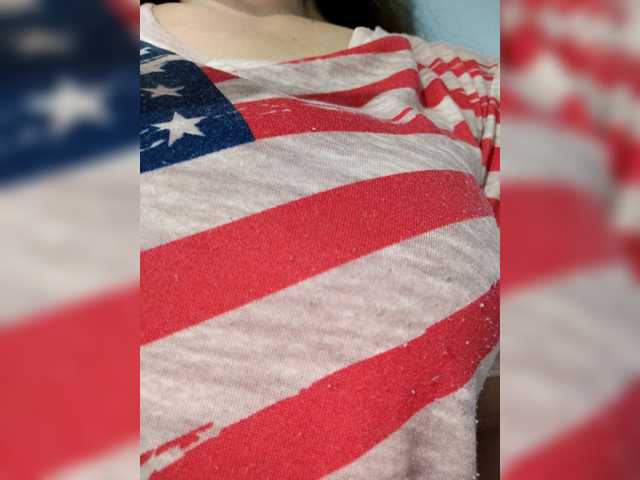 candicelovee's BongaCams show and profile