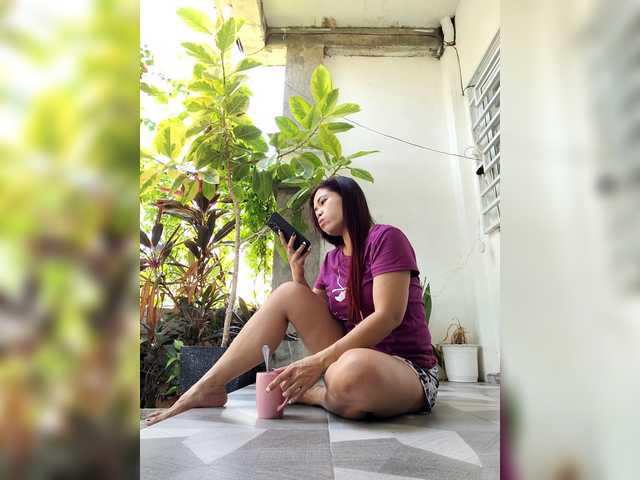 candicelovee's BongaCams show and profile