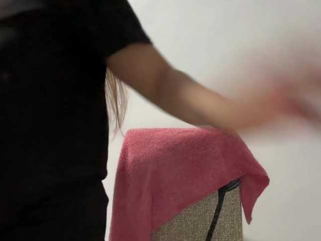 candicelovee's BongaCams show and profile