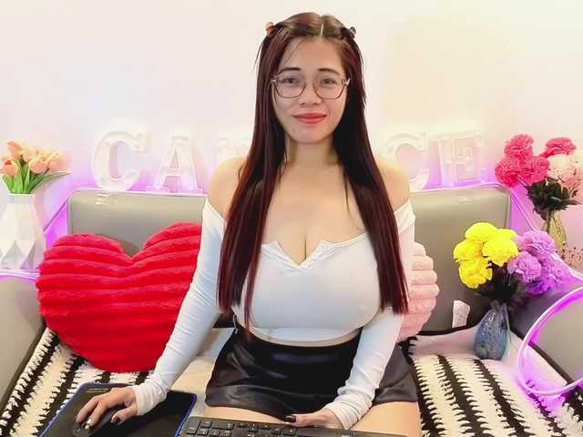 candicelovee's BongaCams show and profile