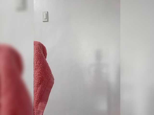 candicelovee's BongaCams show and profile