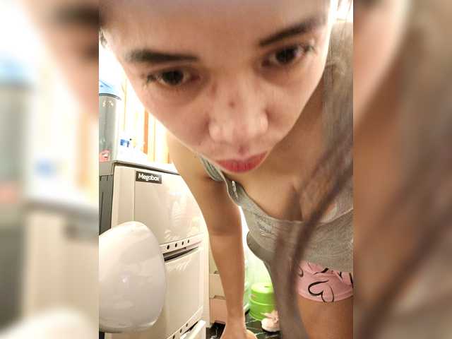 candicelovee's BongaCams show and profile