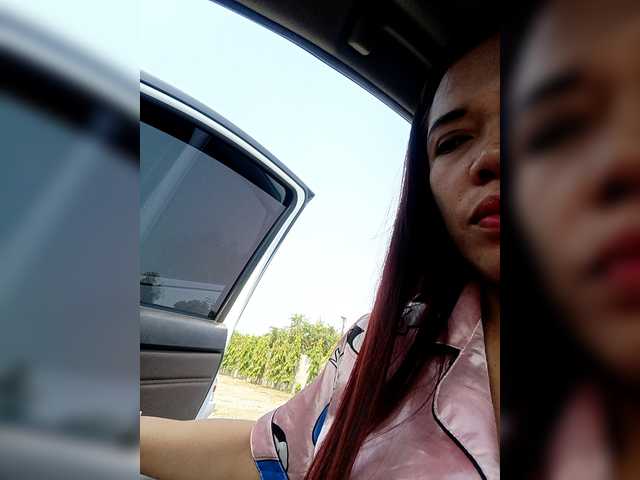 candicelovee's BongaCams show and profile