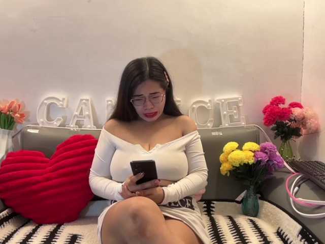 candicelovee's BongaCams show and profile