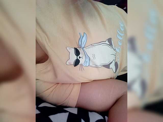 candicelovee's BongaCams show and profile