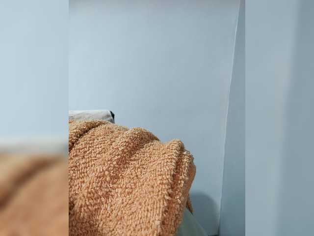 candicelovee's BongaCams show and profile