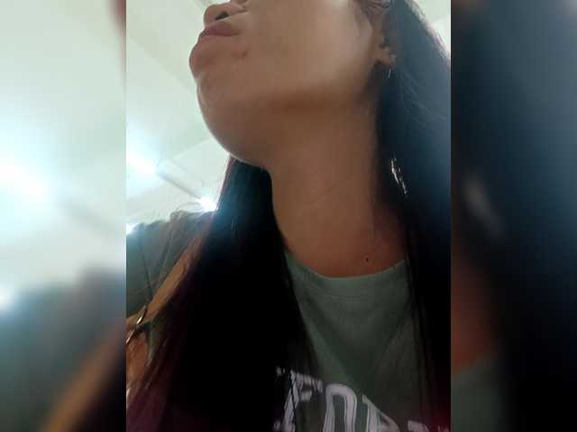 candicelovee's BongaCams show and profile