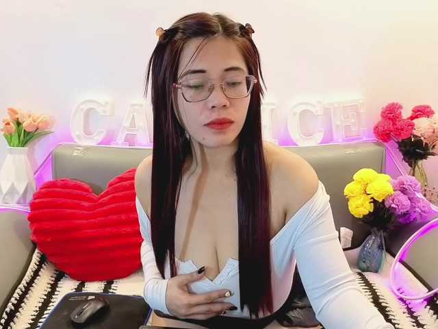 candicelovee's BongaCams show and profile