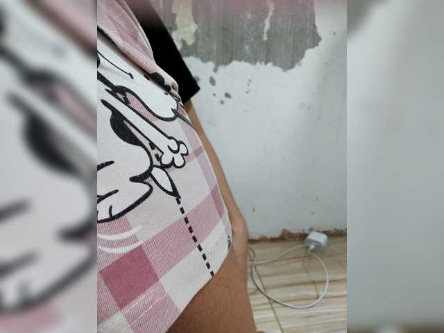 candicelovee's BongaCams show and profile