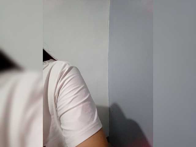 candicelovee's BongaCams show and profile