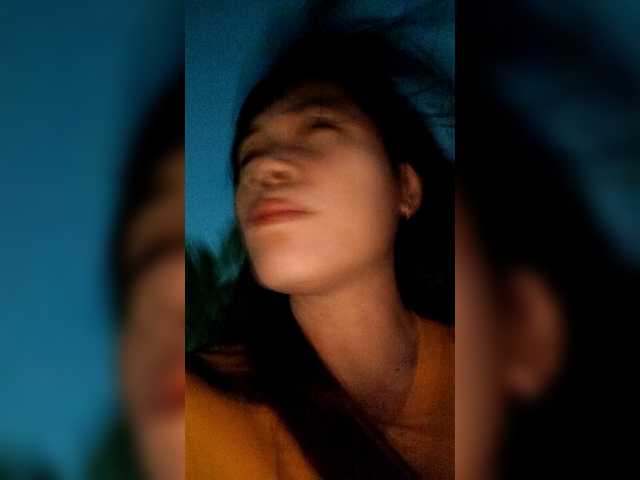 candicelovee's BongaCams show and profile