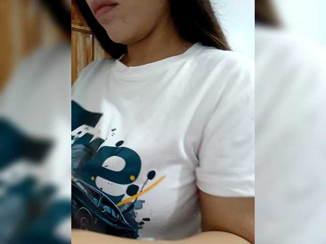 candicelovee's BongaCams show and profile