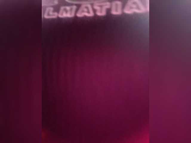 candicelovee's BongaCams show and profile