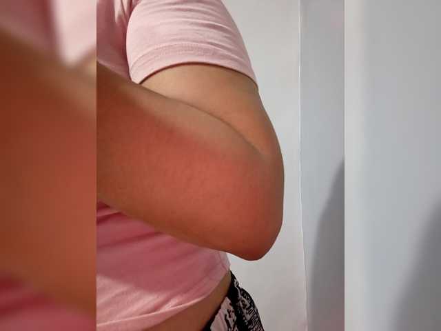 candicelovee's BongaCams show and profile