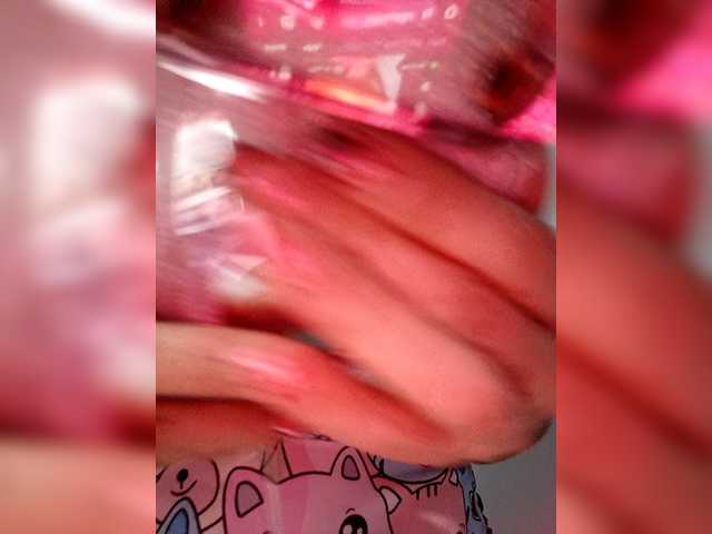 candicelovee's BongaCams show and profile