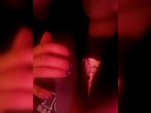 candicelovee's BongaCams show and profile