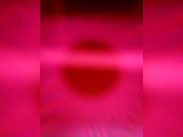 candicelovee's BongaCams show and profile