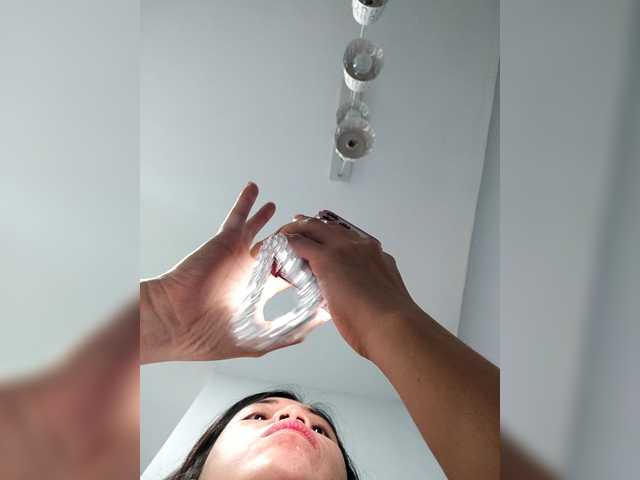 candicelovee's BongaCams show and profile